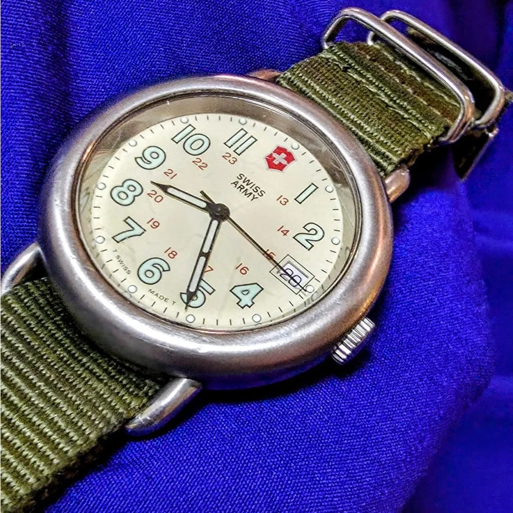 Swiss Army Vintage 38mm Classic Cavalry Swiss Made Men's Watch - Picture 5 of 6